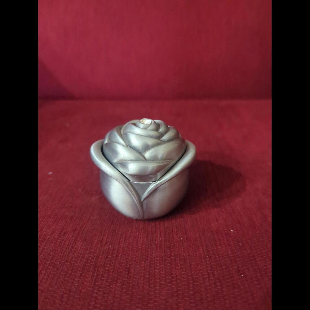 Keepsake Pewter Rose